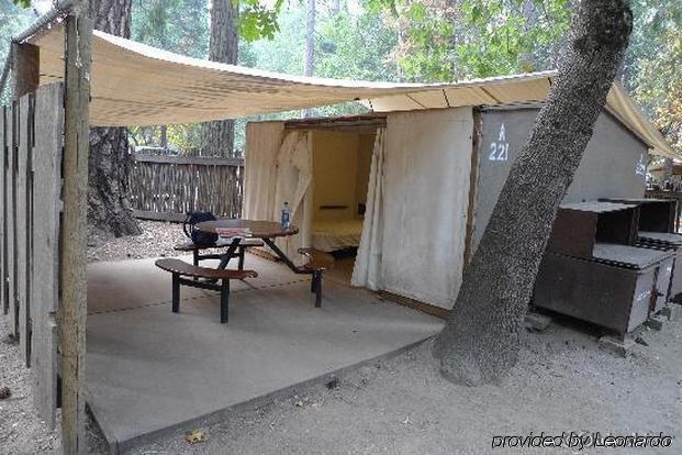 Housekeeping Camp Hotell Curry Village Exteriör bild