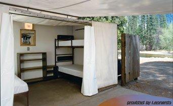 Housekeeping Camp Hotell Curry Village Rum bild
